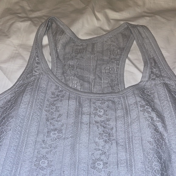 Top - Picture 2 of 6